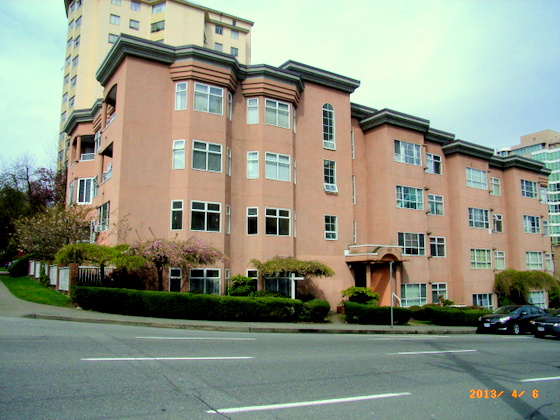 #201 - 921 Thurlow Street Vancouver, BC